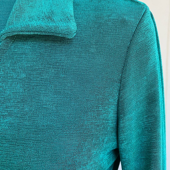 Teal wrap dress 👗 - Picture 3 of 5